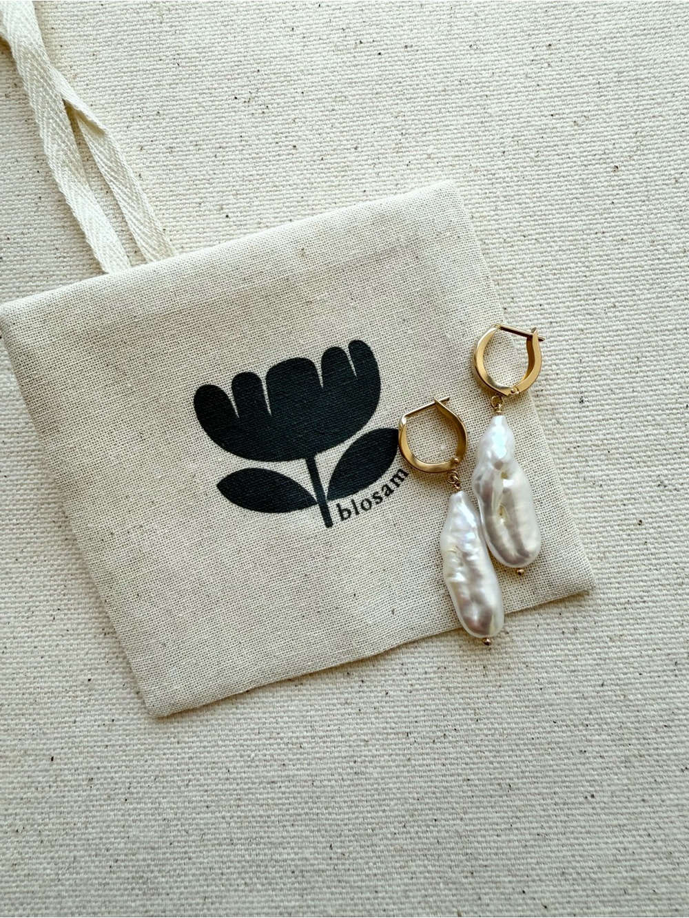 Handmade Chunky Biwa Pearl 14K Gold Filled Hoop Earrings